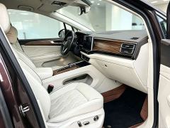 Volkswagen Viloran 380TSI Flagship - photo 12