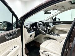 Volkswagen Viloran 380TSI Flagship - photo 8