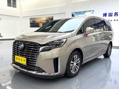 Buick GL8 ES Luxe Comfort - ფოტო 1