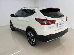Nissan Qashqai 2.0L CVT XV Premium Luxury - photo 6