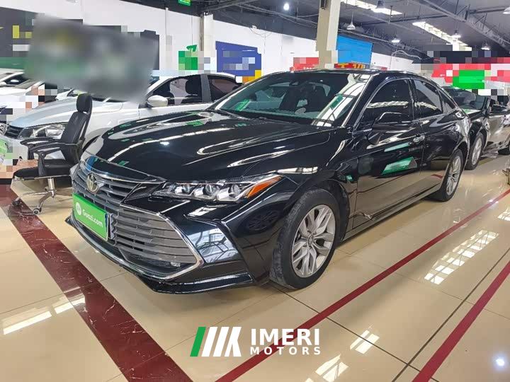 Toyota Avalon 2.0L Luxury China VI - автомобиль из Китая
