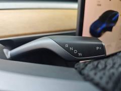 Tesla Model Y Long Range All-Wheel Drive - ფოტო 13