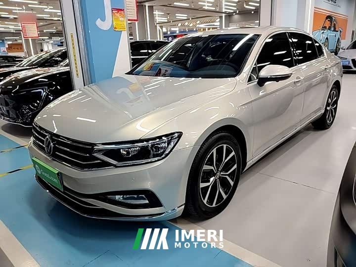 Volkswagen Magotan 330TSI DSG Advance