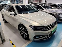 Volkswagen Magotan 330TSI DSG Advance - photo 3