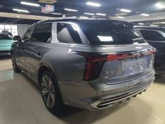 FAW Red Flag E-HS9 510km Range Flagship Edition Six-Seater - photo 4