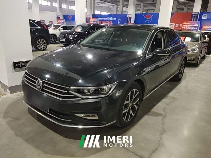 Volkswagen Magotan 330TSI DSG Advance - car from China