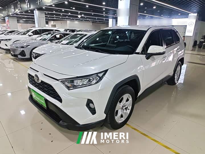 Toyota RAV4 2.0L CVT FWD Urban Edition - car from China