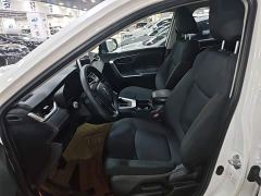 Toyota RAV4 2.0L CVT FWD Urban Edition - photo 14