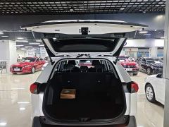 Toyota RAV4 2.0L CVT FWD Urban Edition - photo 18