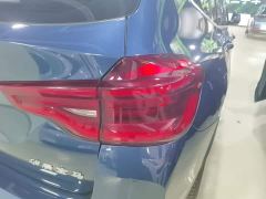 BMW iX3 Facelift Leadership Edition - photo 7