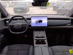 Voyah Lantu Zhiyin Four-Wheel Drive Global Edition - фото 9