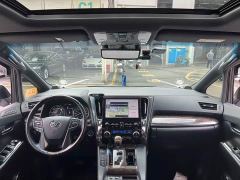 Toyota Vellfire Crown Hybrid 2.5L HV Luxury Edition - photo 5