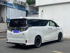 Toyota Vellfire Crown Hybrid 2.5L HV Luxury Edition - photo 9