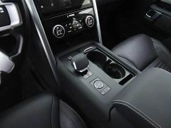 Land Rover Discovery Facelift 360PS R-Dynamic S - ფოტო 13