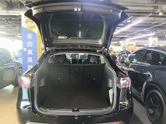 Tesla Model Y Rear-Wheel Drive - ფოტო 18
