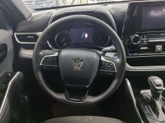 Toyota Crown Venza 2.5L HEV AWD Elite - photo 5
