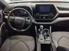 Toyota Crown Venza 2.5L HEV AWD Elite - photo 6