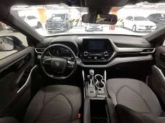 Toyota Crown Venza 2.5L HEV AWD Elite - photo 7