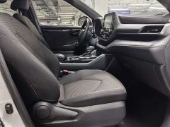 Toyota Crown Venza 2.5L HEV AWD Elite - photo 8