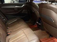 BMW 5 Series Facelift 530Li Luxury M Sport Package - photo 10
