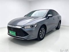 BYD Qin PLUS Glory Edition DM-i 55KM Leading - фото 1