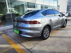 BYD Qin PLUS Glory Edition DM-i 55KM Leading - фото 6