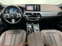 BMW 5 Series Facelift 530Li Premier M Sport Package - photo 12