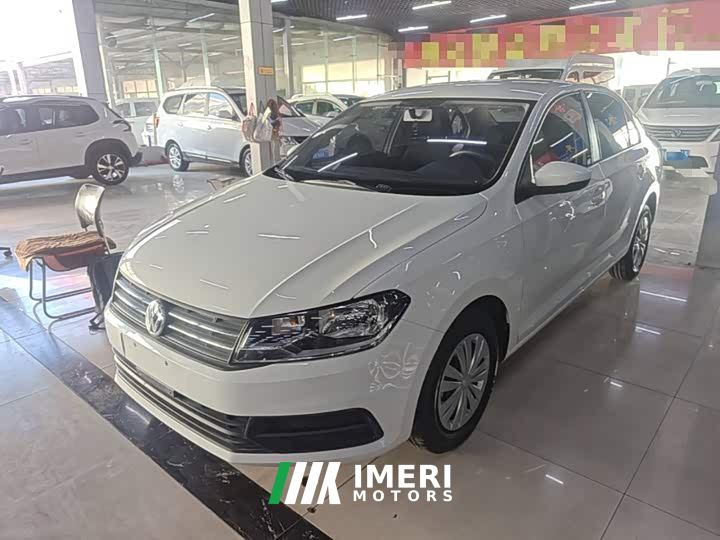 Volkswagen Santana 1.5L Manual Fashion Edition - car from China