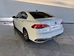 Volkswagen Bora 200TSI DSG Comfort Edition - photo 11