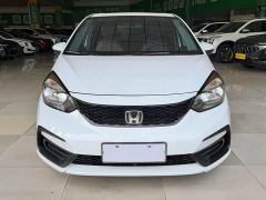 Honda Fit 1.5L CVT Trendy Sunroof Edition - photo 2