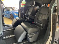 Toyota Sienna 2.5L Hybrid Platinum Edition - photo 10