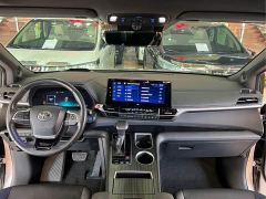Toyota Sienna 2.5L Hybrid Platinum Edition - photo 17