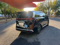 Denza D9 DM-i 1050 Premium - ფოტო 5