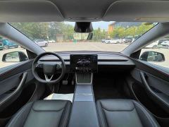 Tesla Model Y Rear-Wheel Drive - ფოტო 13