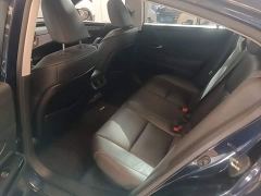 Lexus ES 300h Excellence Edition - ფოტო 16