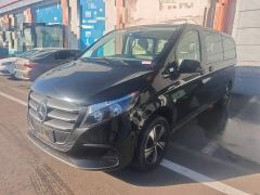 Mercedes-Benz Vito 2.0T Business Edition 7-Seater - photo 1