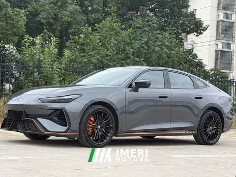 2025 Changan UNI-V Third Generation 2.0T Dynamic Engine Edition - автомобиль из Китая