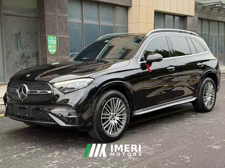 Mercedes-Benz GLC 300 L 4MATIC Dynamic 5-Seater