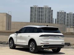 Lincoln Explorer 2.0T Two-Wheel Drive Premium - ფოტო 7