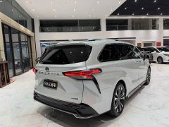 Toyota Grevias 2.5L Hybrid Flagship VIP Edition - photo 10