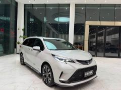 Toyota Grevias 2.5L Hybrid Flagship VIP Edition - photo 2