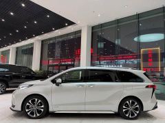 Toyota Grevias 2.5L Hybrid Flagship VIP Edition - photo 8