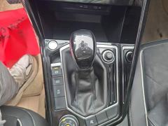 Volkswagen Taos 380TSI AWD Luxury Smart Connected Pro - фото 13
