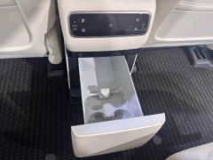 Li Auto i8 Standard Edition - ფოტო 15