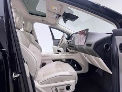Li Auto i8 Standard Edition - ფოტო 8