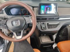 Honda Odyssey 2.0L e:HEV Sharp Comfort Edition - ფოტო 9