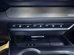 Lexus UX New Energy 300e Pure Enjoyment Edition - фото 14