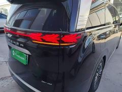 Denza D9 DM-i 980 Four-Wheel Drive Premium - ფოტო 7
