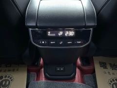 Toyota Crown Venza 2.5L HEV AWD Luxury - photo 14