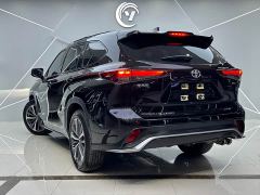 Toyota Crown Venza 2.5L HEV AWD Luxury - photo 4